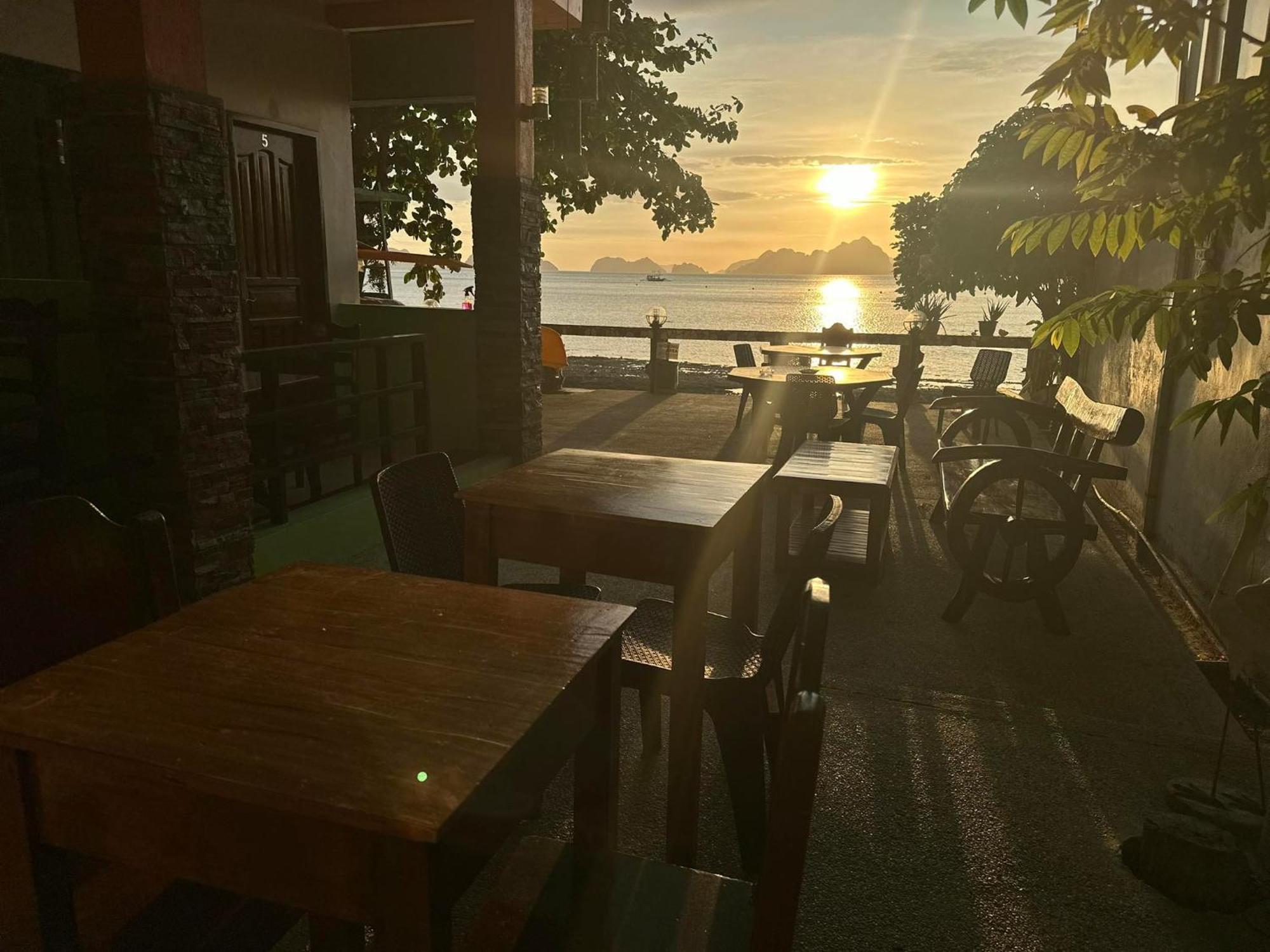 Desert Rose Beach Hotel El Nido Kültér fotó
